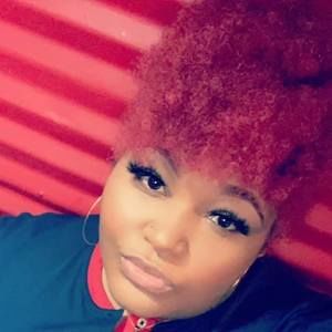 Meet your Posher, Ebony